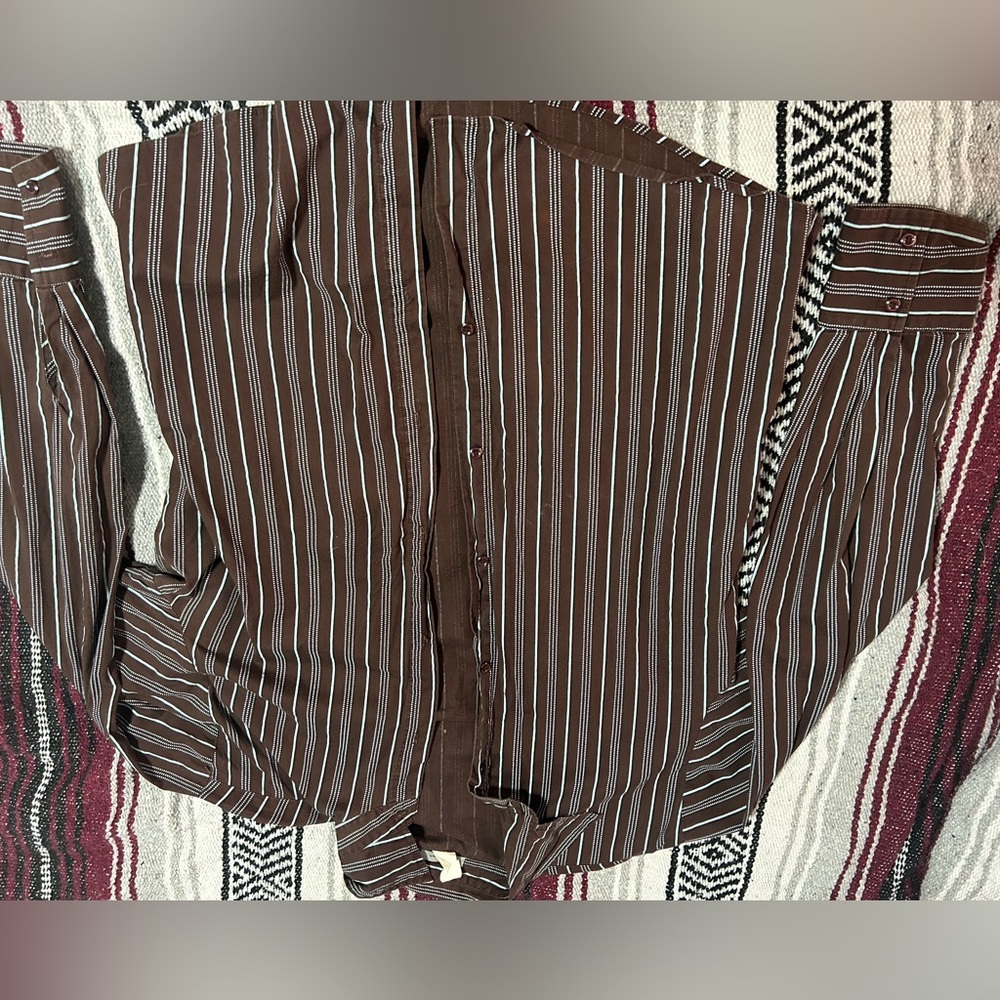 Pop icon button up brown and teal like new!